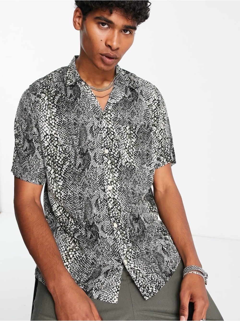 AllSaints Reptilia Snake Print Relaxed Fit Short Sleeve Button Up Shirt Men’s XL
